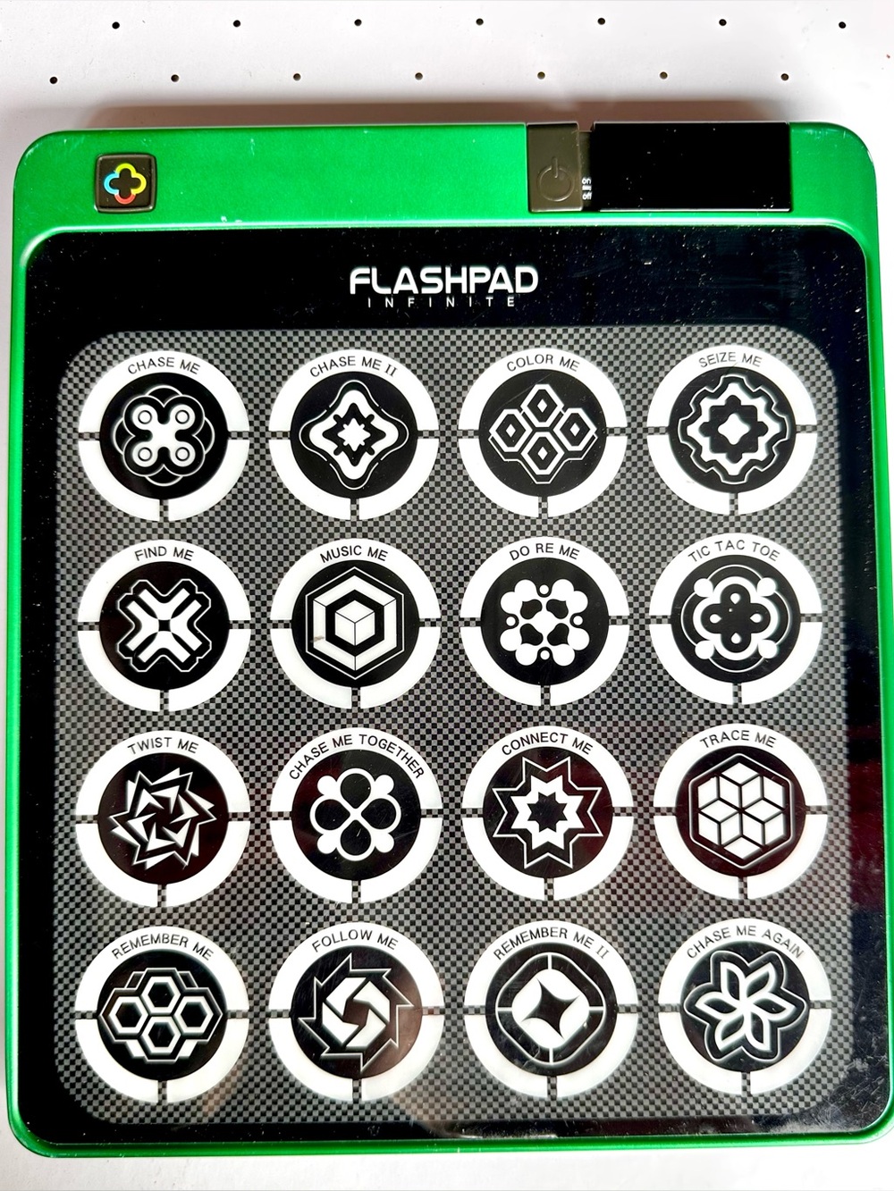 FlashPad Infinite Handheld Touchscreen Electronic Game in Vibrant Green